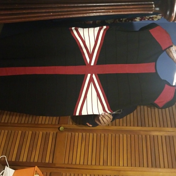 Dress - Picture 2 of 2